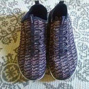 Sketchers air-cooled memory foam